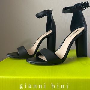 Gianni Bini JOENAH Ankle Strap Block Heel Dress Sandal Women’s